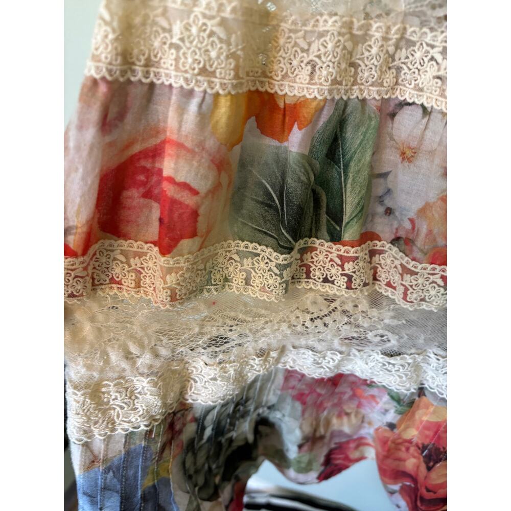 Alice + Olivia "Adira" Maxi Skirt & "Keeley" Flutter Sleeve Top Matching Set - Picture 10 of 16